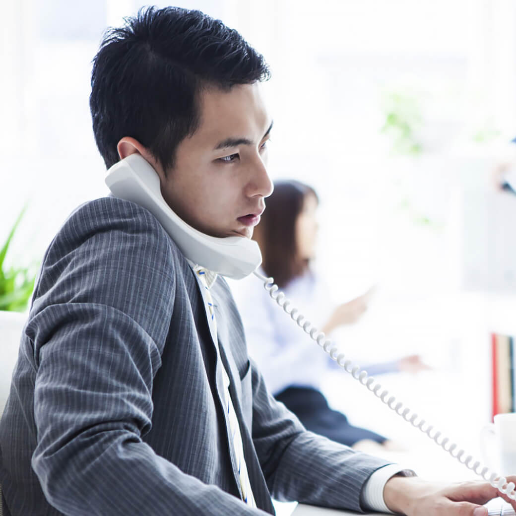 01相場を熟知したスタッフが対応